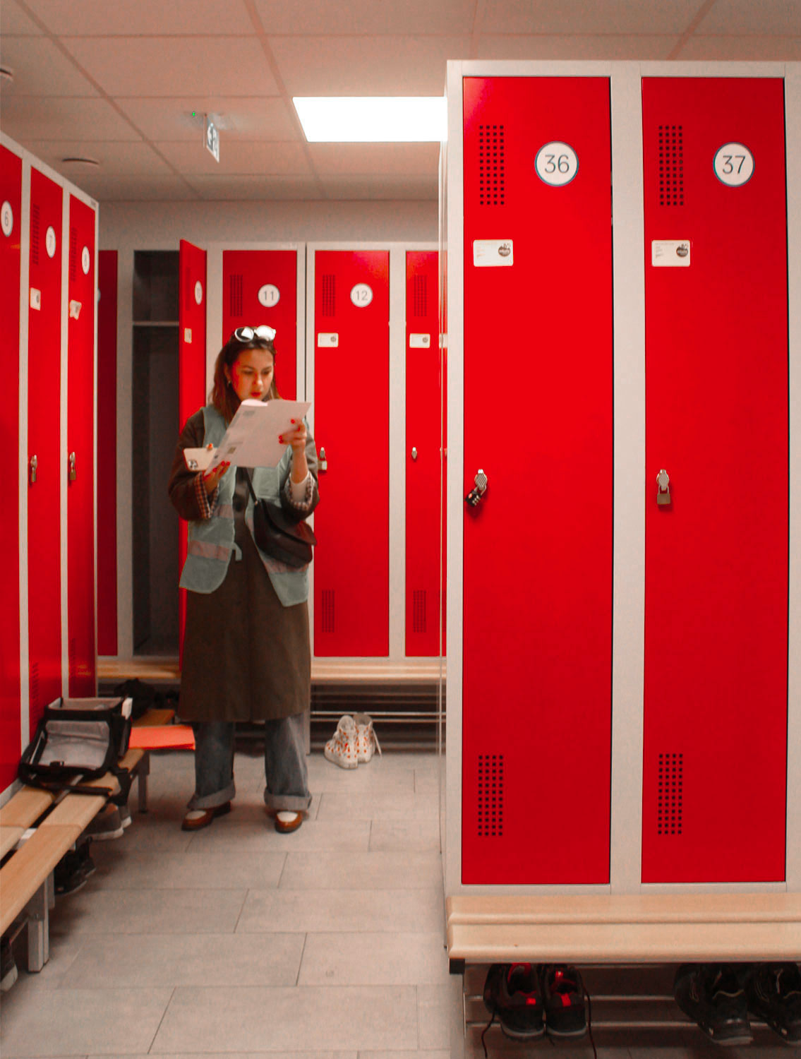 photo-perso-interieur-vestiaire-ondal-sarreguemines-atelier-lullin-architectes-strasbourg