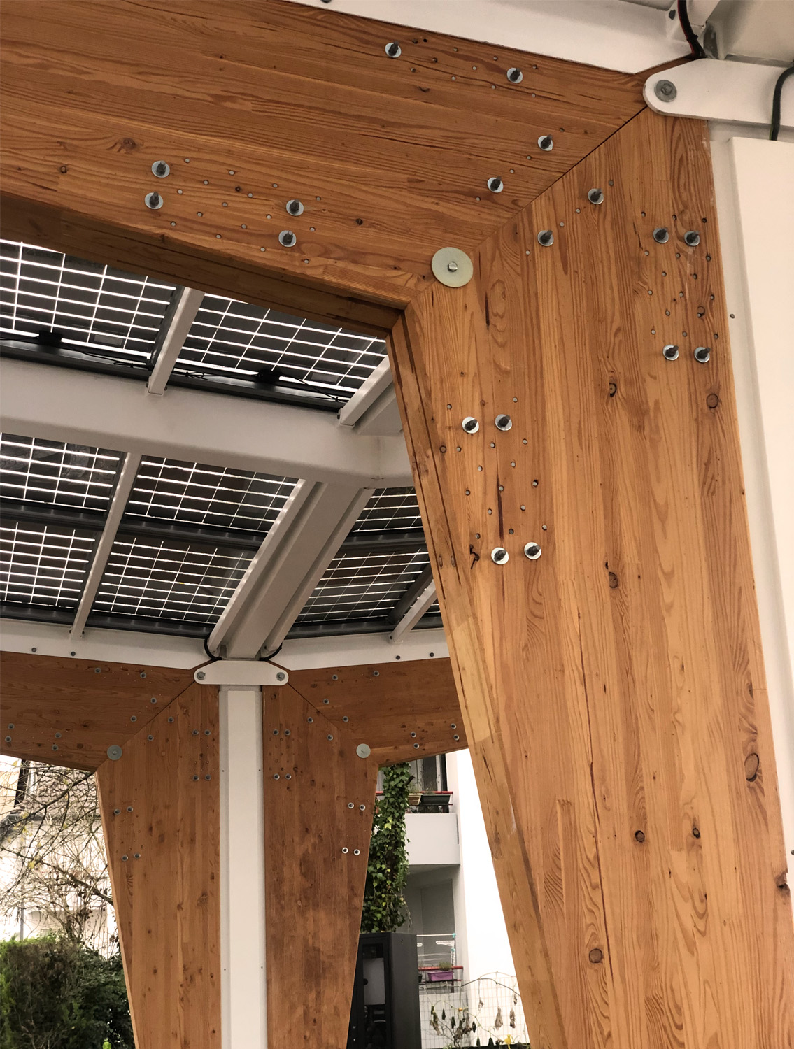 photo-detail-bois-ombrieres-projet-ote-architecture-design-despace-atelier-lullin-architectes-strasbourg
